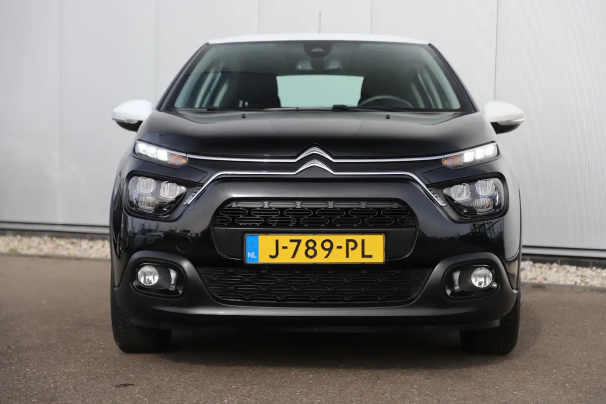 1.2 PureTech Feel Navigatie Carplay Android Climate Cruise Control Rijstrooksensor Parkeersensor All-season banden!
