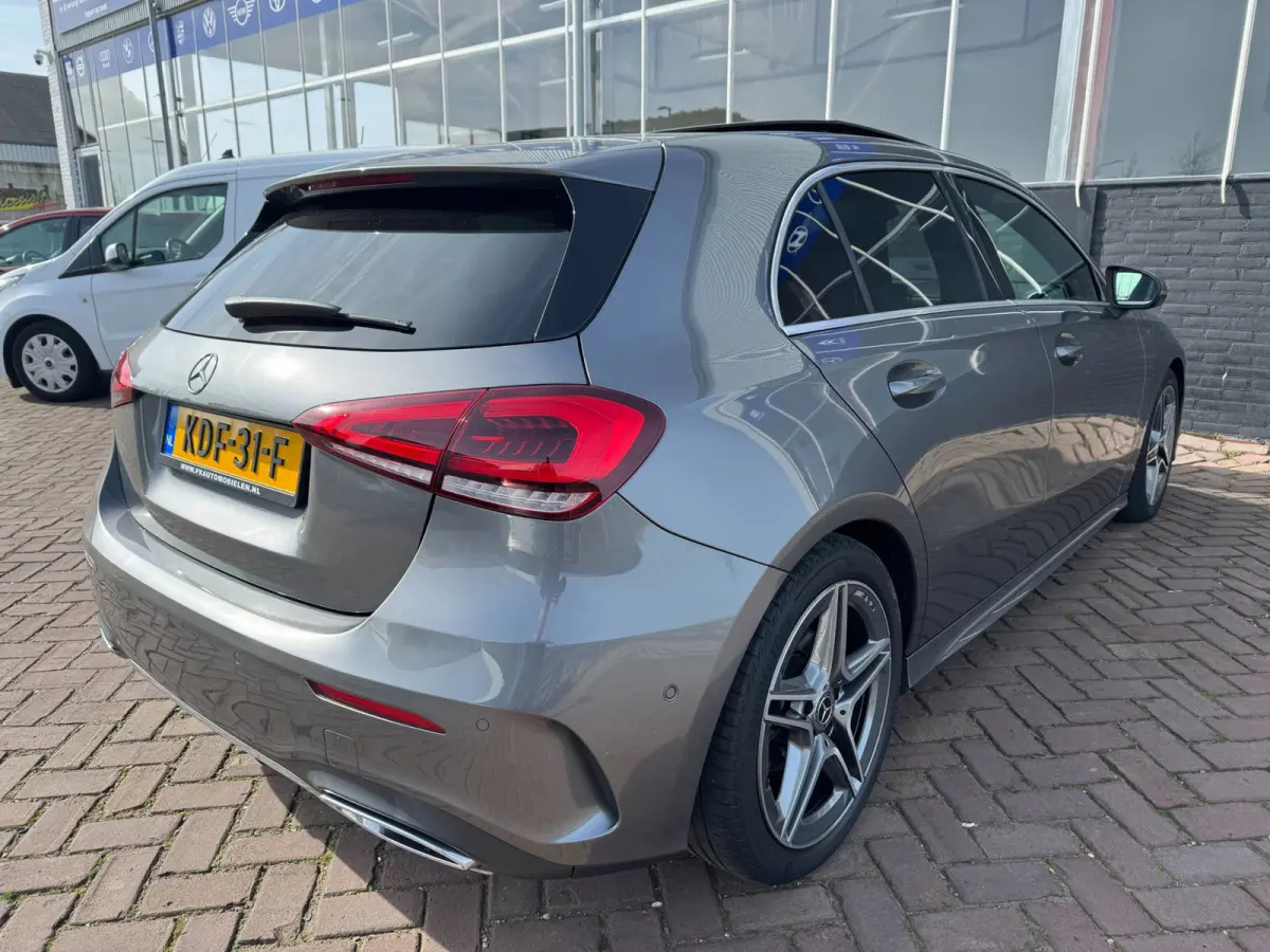 180 Business Solution AMG **PANODAK+STOELVERW+LED**