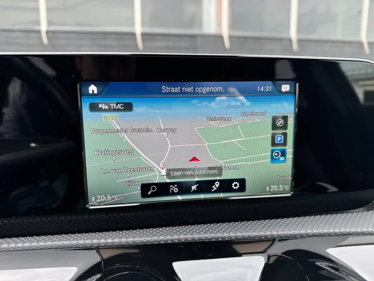 180 Business Solution AMG **PANODAK+STOELVERW+LED**