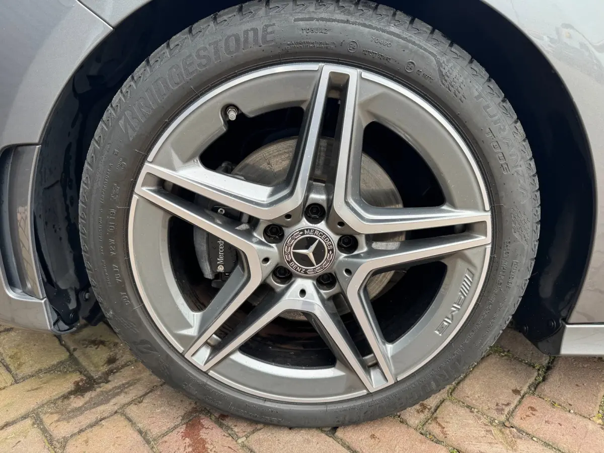 180 Business Solution AMG **PANODAK+STOELVERW+LED**