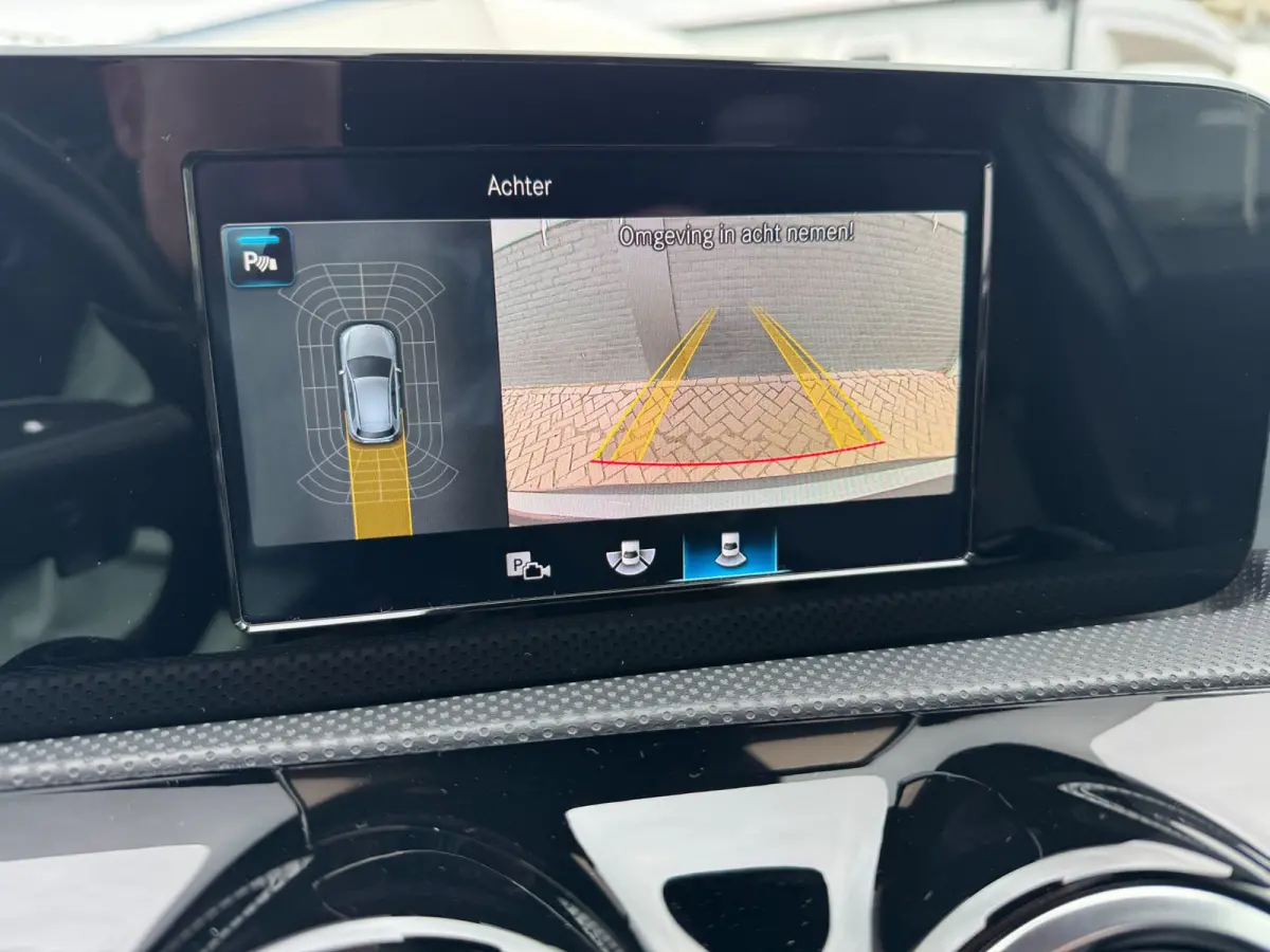 180 Business Solution AMG **PANODAK+STOELVERW+LED**
