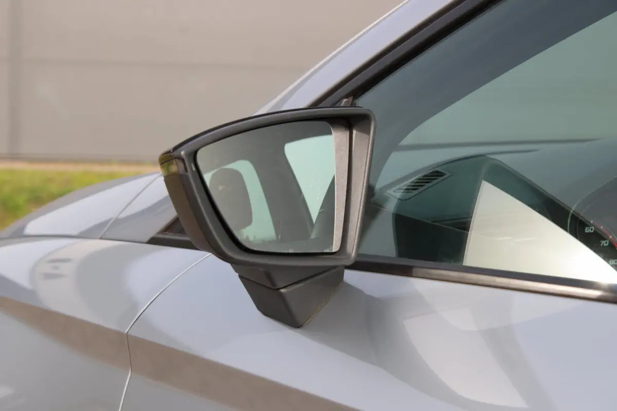 1.0 TSI FR BusinessIntense ClimateControl LED AllSeason BTW