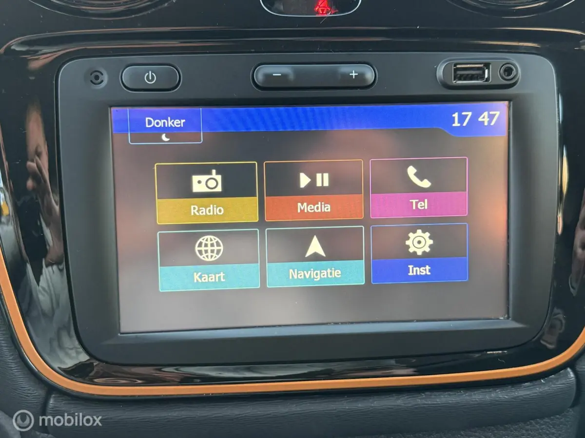 1.2 TCe Stepway CRUISE NAVI CAMERA PARK.SENS.