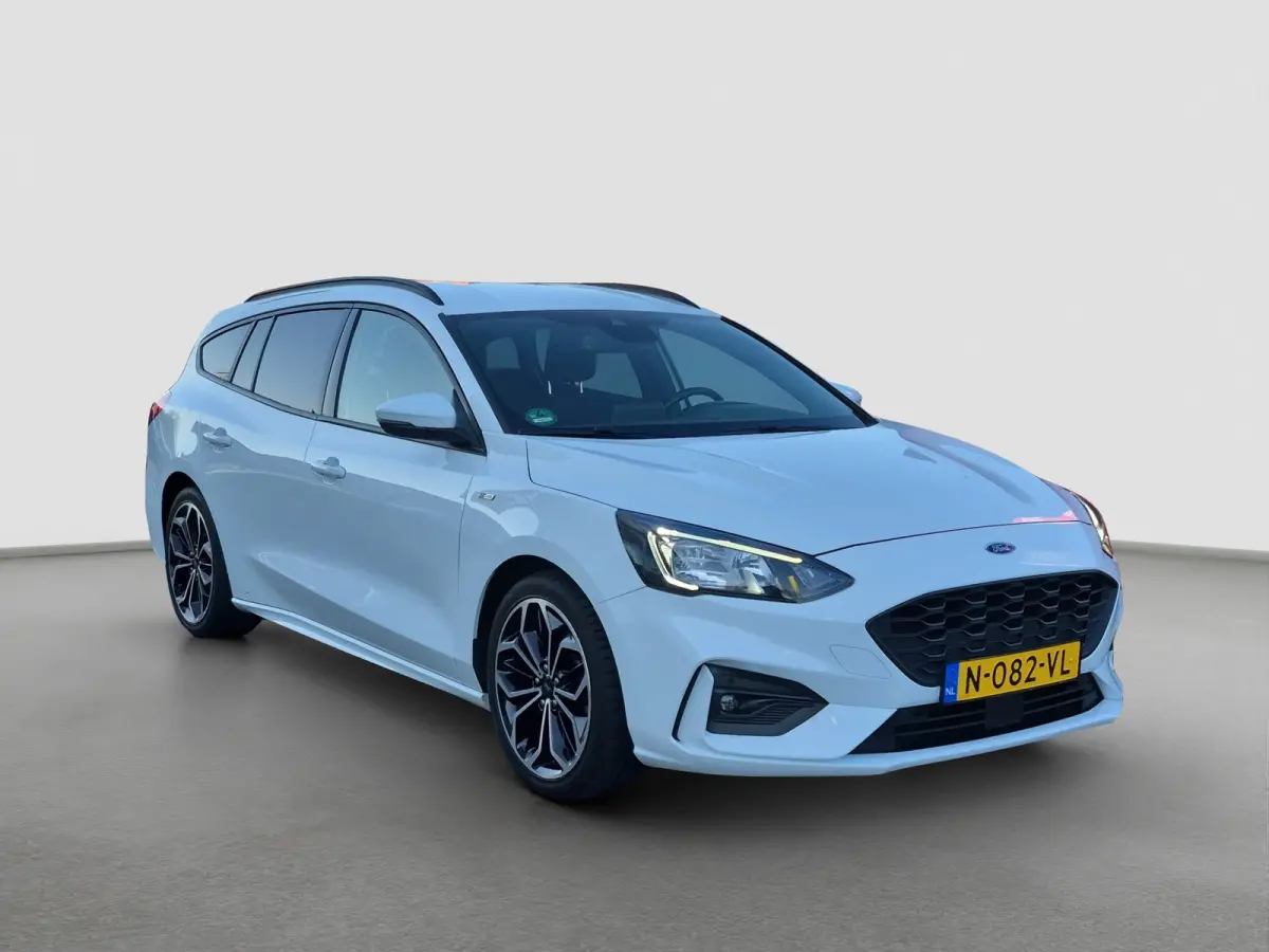 1.0 EcoBoost ST Line Business Winterpakket | Full LED | Camera | 18 inch lmv | Keyless | Parkeersensoren |