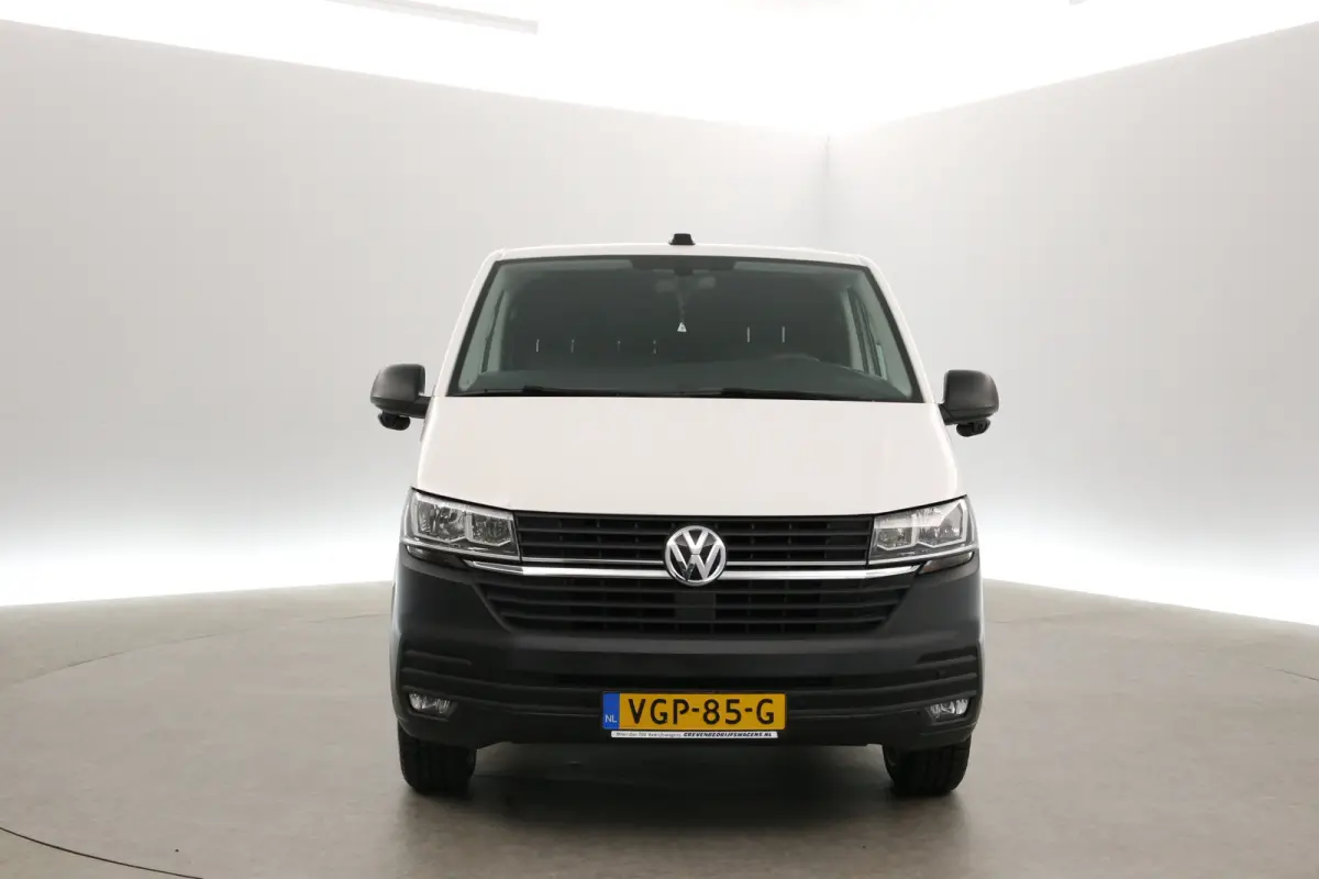 2.0 TDI 150PK L2H1 | DSG | Automaat | Airco | Cruise | Camera | 3 Zits | Carplay | Navi | Parkeersens.