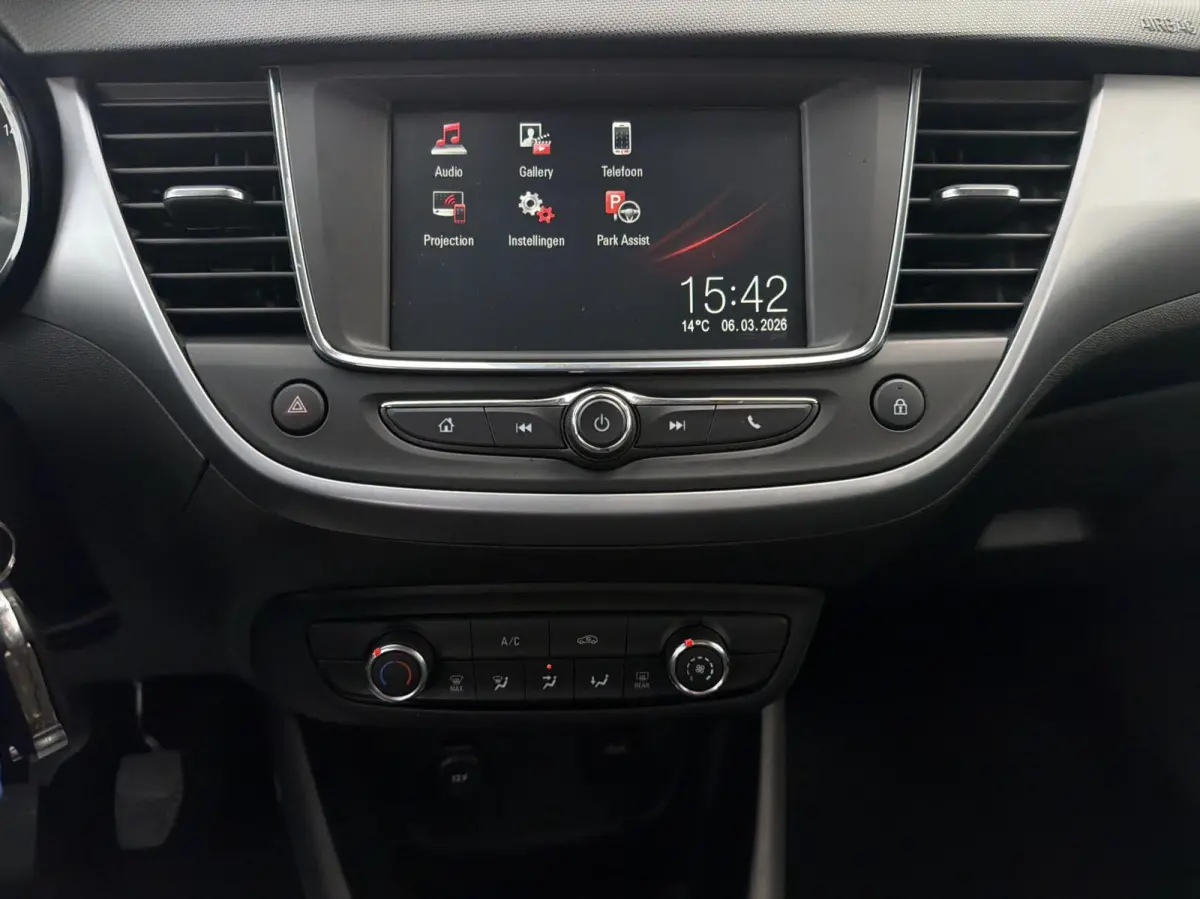 1.2 Turbo Innovation - CARPLAY/PDC/CAM/NAP