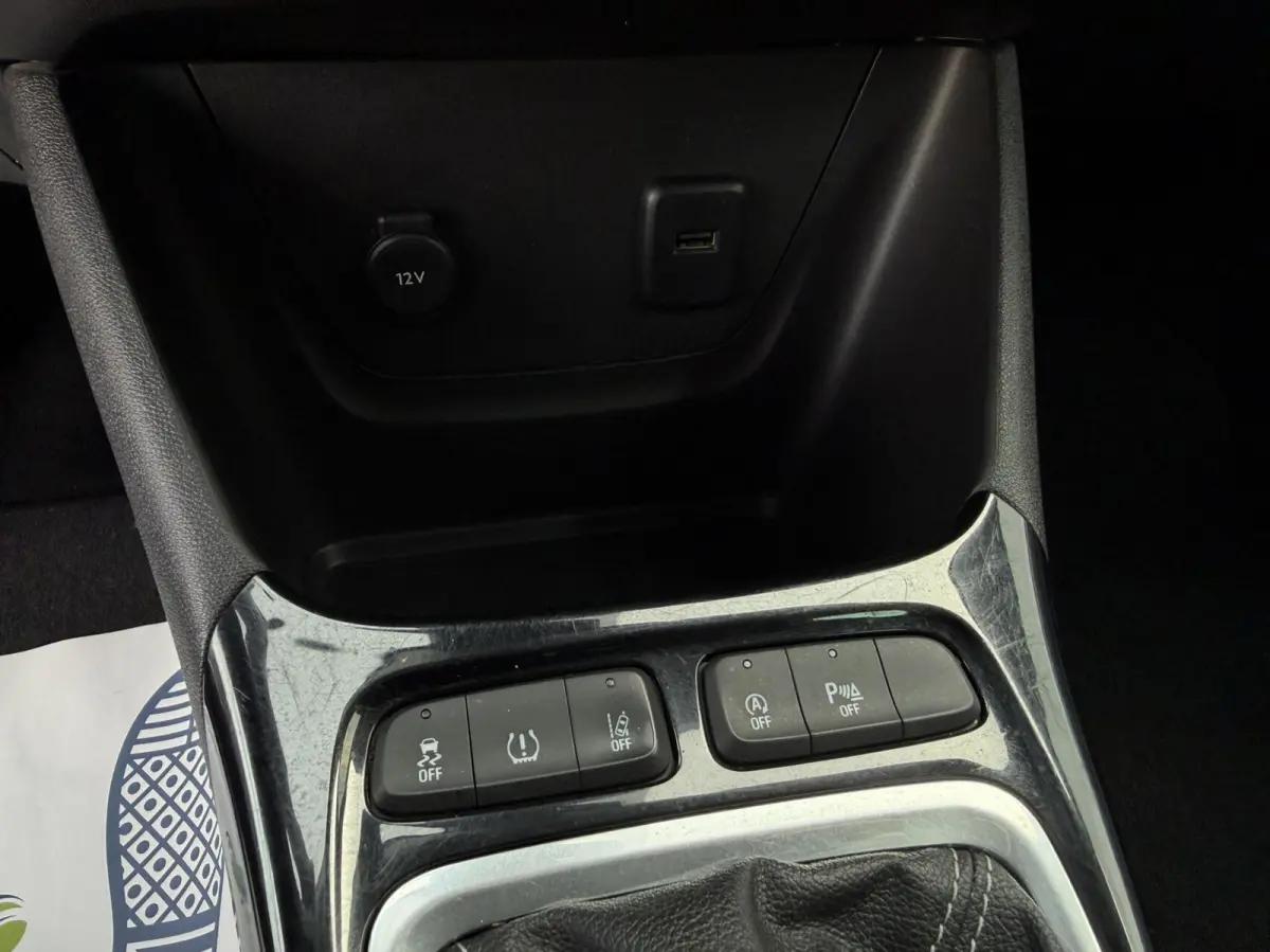 1.2 Turbo Innovation - CARPLAY/PDC/CAM/NAP