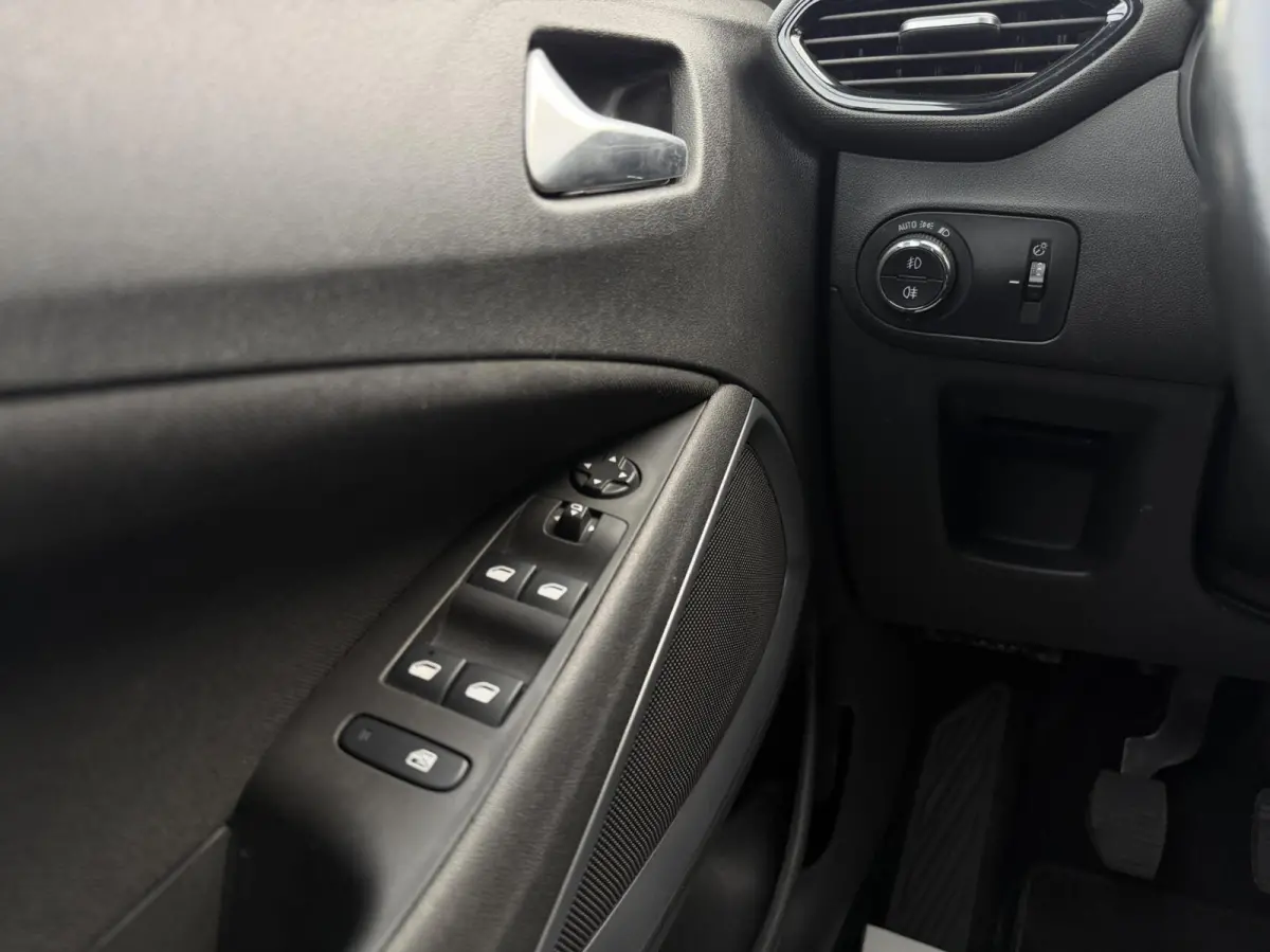 1.2 Turbo Innovation - CARPLAY/PDC/CAM/NAP