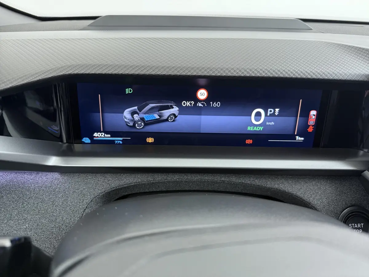 Business Edition - | Achteruitrijcamera | Draadloze telefoonlader (Inductie) | Elektronische klimaatregeling met twee zones