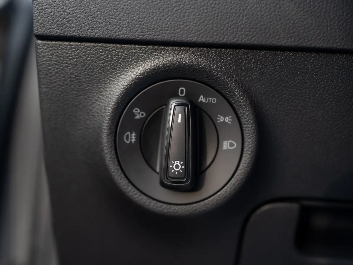 1.5 TSI ACT Sportline Business | Leder | Camera | Adapt. Cruise control | Stoel & Stuur verw. | Prijs Rijklaar!!