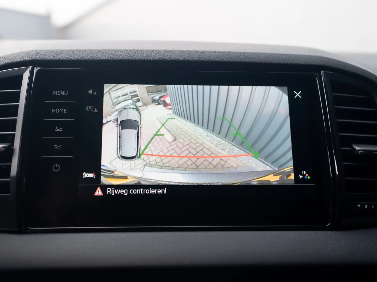 1.5 TSI ACT Sportline Business | Leder | Camera | Adapt. Cruise control | Stoel & Stuur verw. | Prijs Rijklaar!!