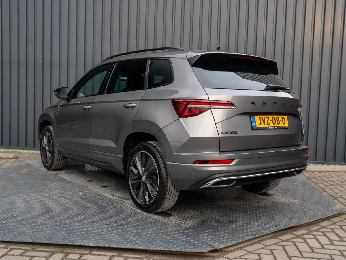 1.5 TSI ACT Sportline Business | Leder | Camera | Adapt. Cruise control | Stoel & Stuur verw. | Prijs Rijklaar!!