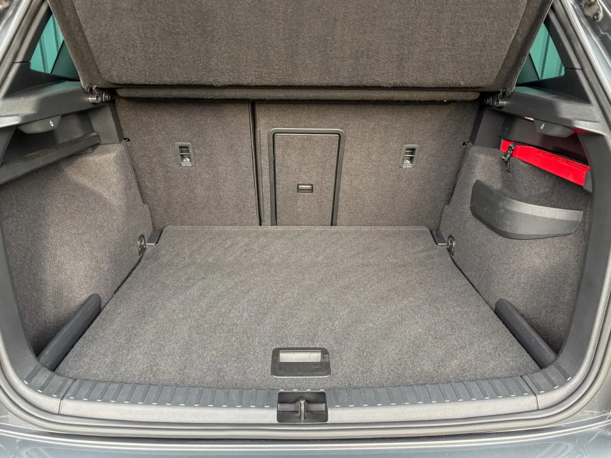 1.5 TSI ACT Sportline Business | Leder | Camera | Adapt. Cruise control | Stoel & Stuur verw. | Prijs Rijklaar!!