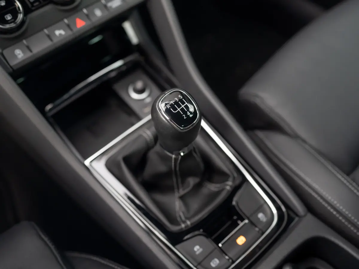 1.5 TSI ACT Sportline Business | Leder | Camera | Adapt. Cruise control | Stoel & Stuur verw. | Prijs Rijklaar!!