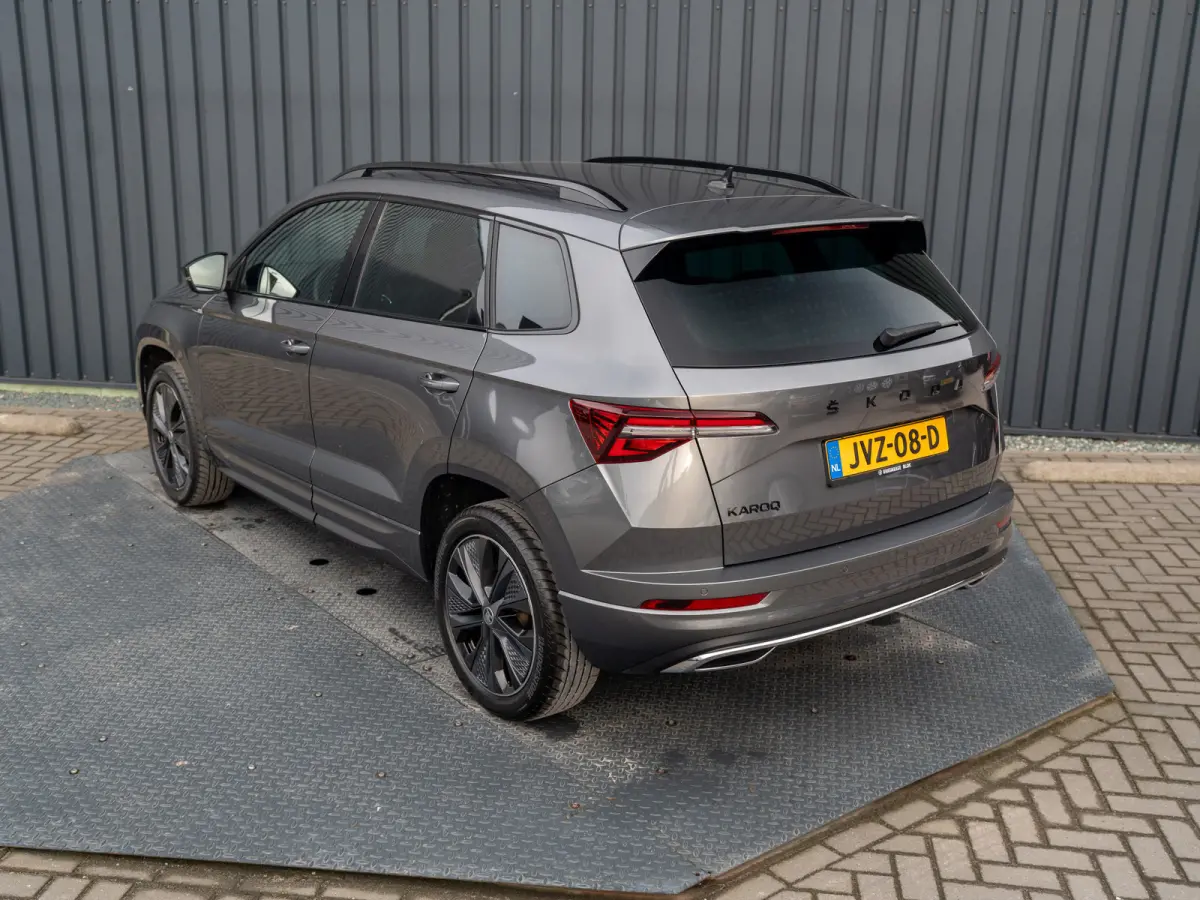1.5 TSI ACT Sportline Business | Leder | Camera | Adapt. Cruise control | Stoel & Stuur verw. | Prijs Rijklaar!!