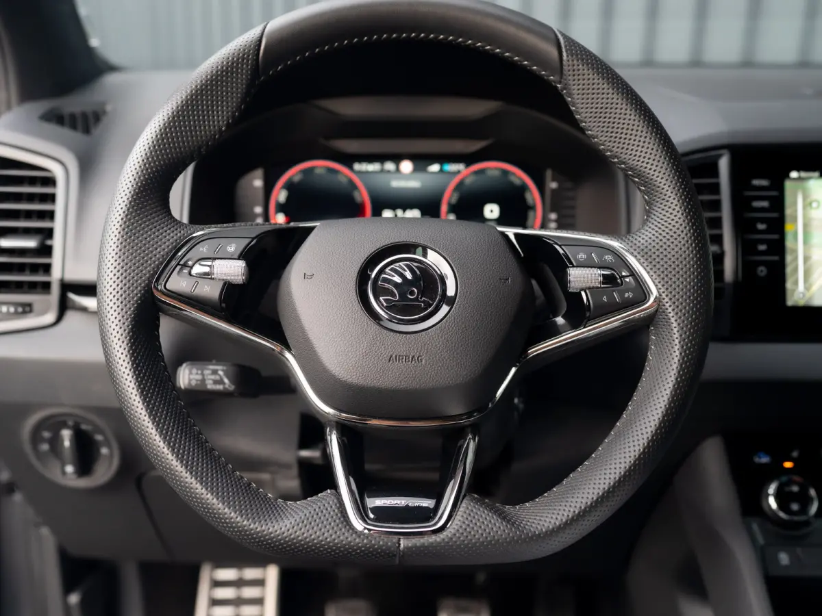 1.5 TSI ACT Sportline Business | Leder | Camera | Adapt. Cruise control | Stoel & Stuur verw. | Prijs Rijklaar!!