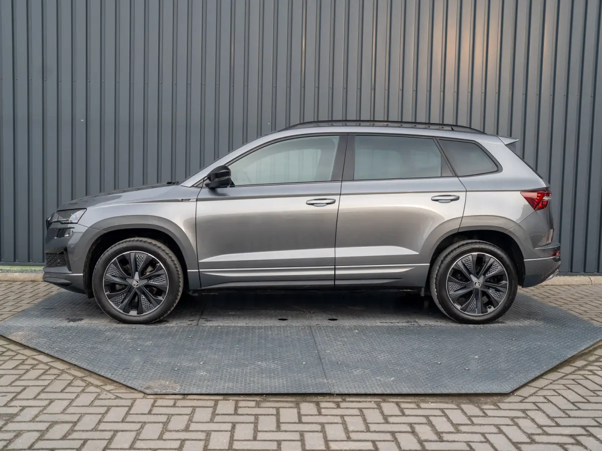 1.5 TSI ACT Sportline Business | Leder | Camera | Adapt. Cruise control | Stoel & Stuur verw. | Prijs Rijklaar!!