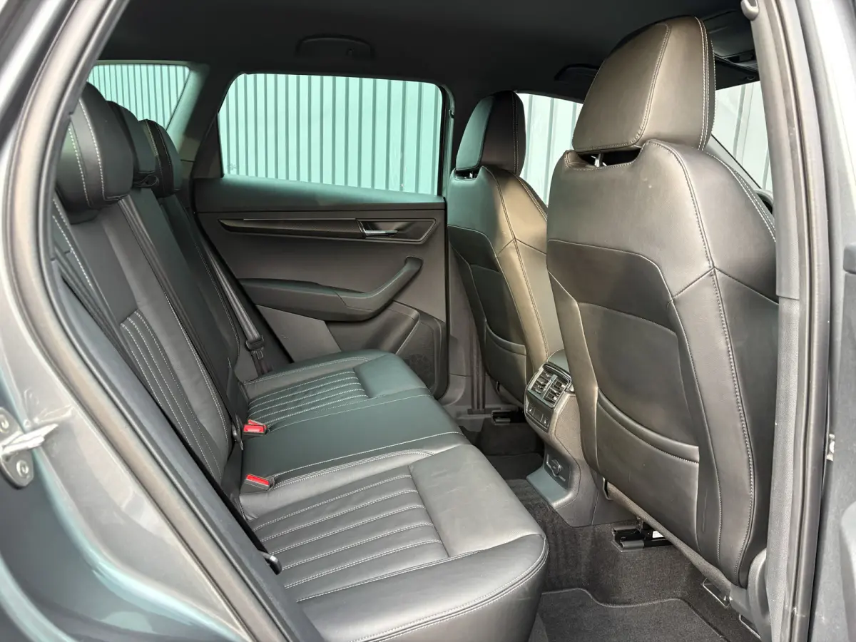 1.5 TSI ACT Sportline Business | Leder | Camera | Adapt. Cruise control | Stoel & Stuur verw. | Prijs Rijklaar!!
