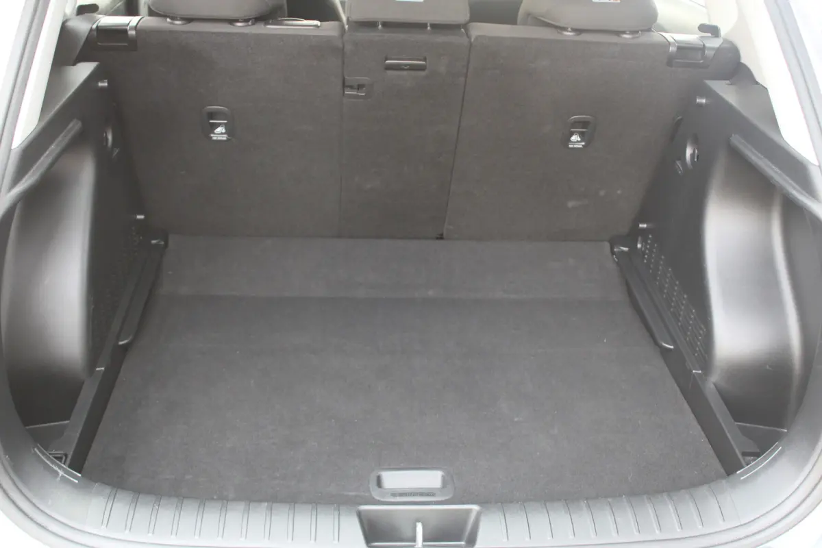 1.6 GDI HEV Comfort Keyless entry Airco l Cruise control l Navigatie l AppleCarPlay/AndroidAuto l Parkeer camera