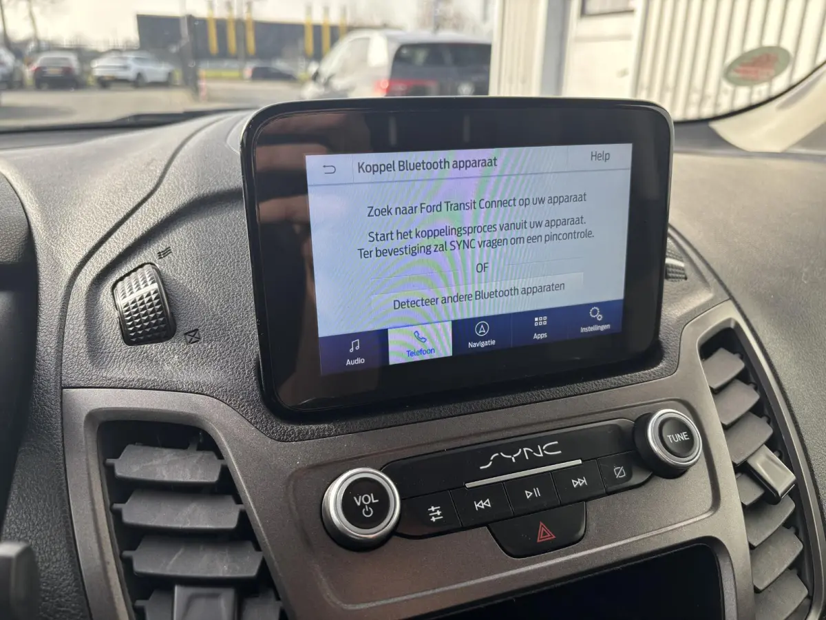 1.5 EcoBlue L2H1*A/C*CRUISE*NAVI*CAMERA*SYNC*LANG*