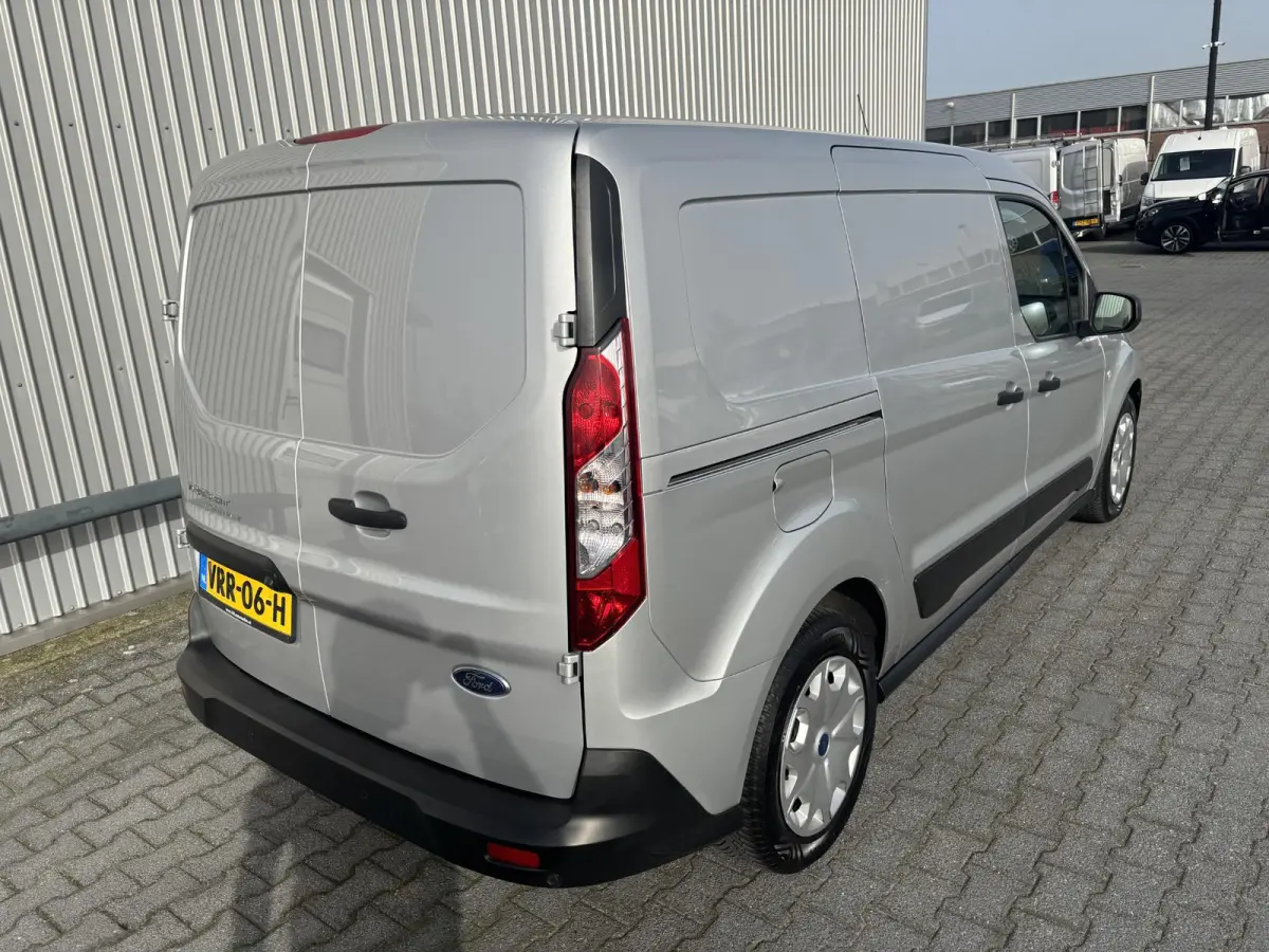 1.5 EcoBlue L2H1*A/C*CRUISE*NAVI*CAMERA*SYNC*LANG*