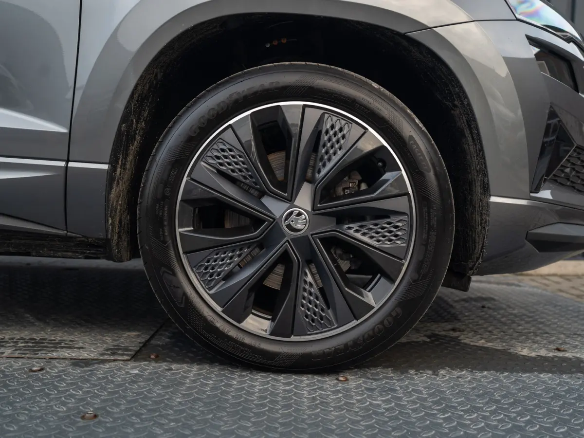 1.5 TSI ACT Sportline Business | Elk. A-klep | Camera | Lane Assist | Stoel & Stuur verw. | Prijs Rijklaar!!