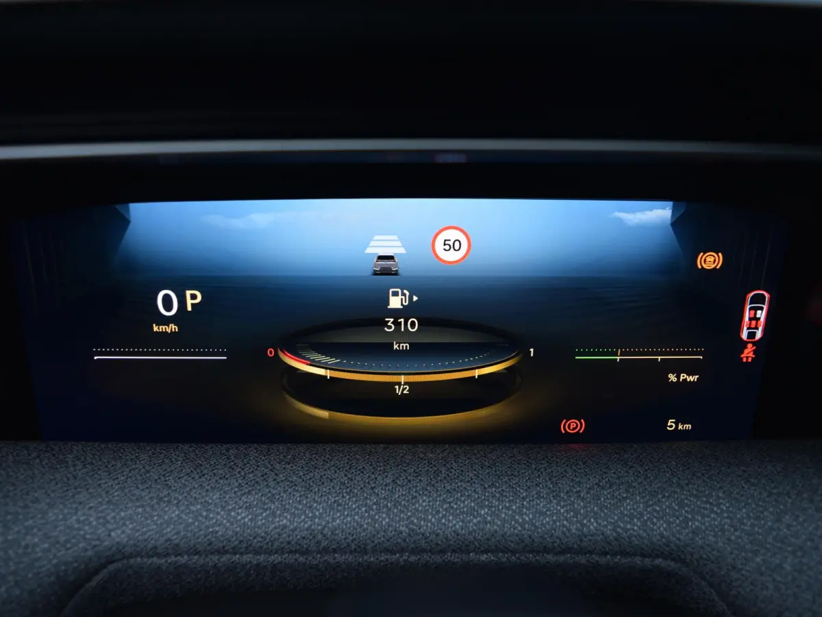 1.2 Hybrid 145 Max Ambiance Hype Grey | Two Tone Perla Nera Black | Electrische achterklep | Parkeersensoren met camera | Nieuw!