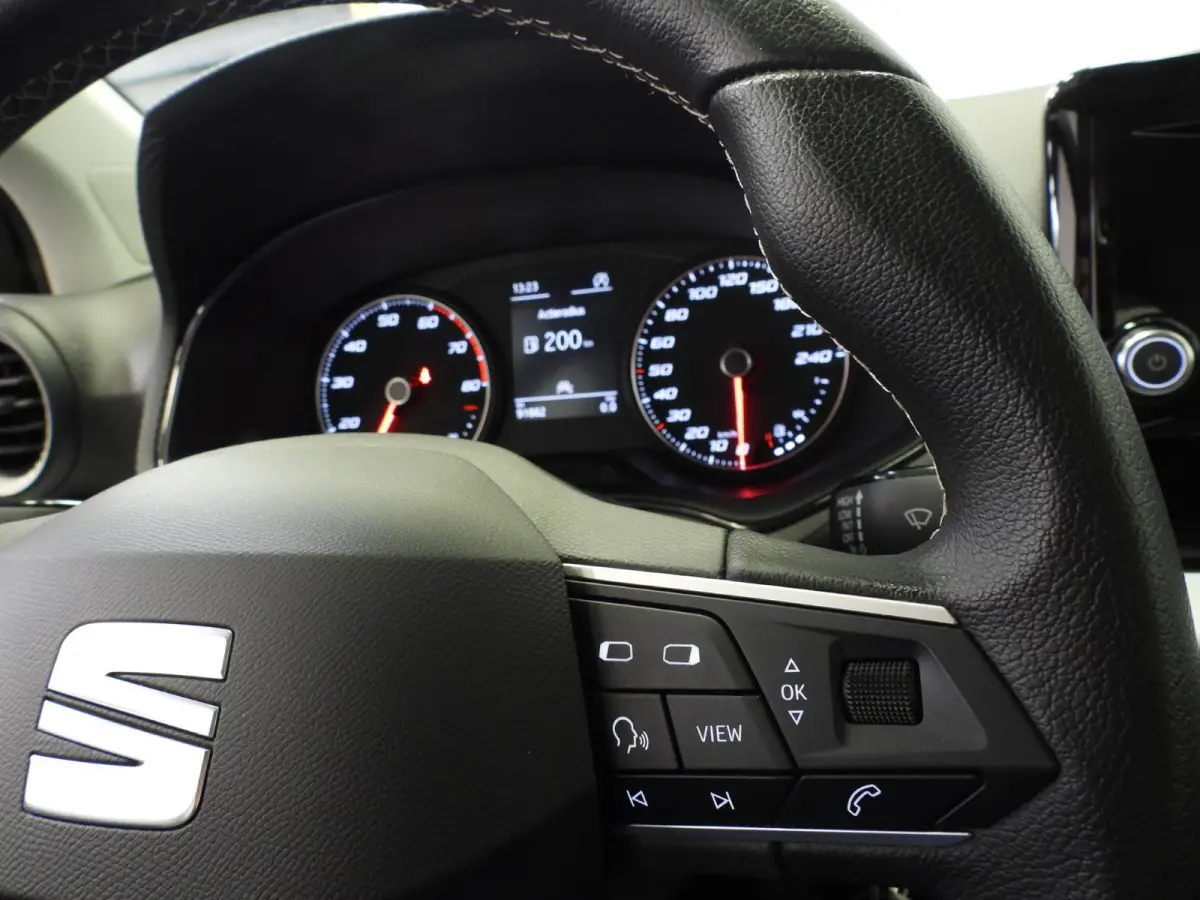 1.0 TSI Style NAVI/CLIMA/CRUISE/LED/17"LMV!