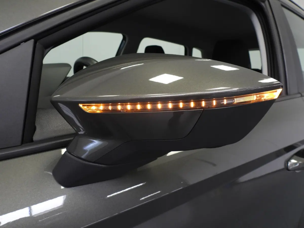 1.0 TSI Style NAVI/CLIMA/CRUISE/LED/17"LMV!