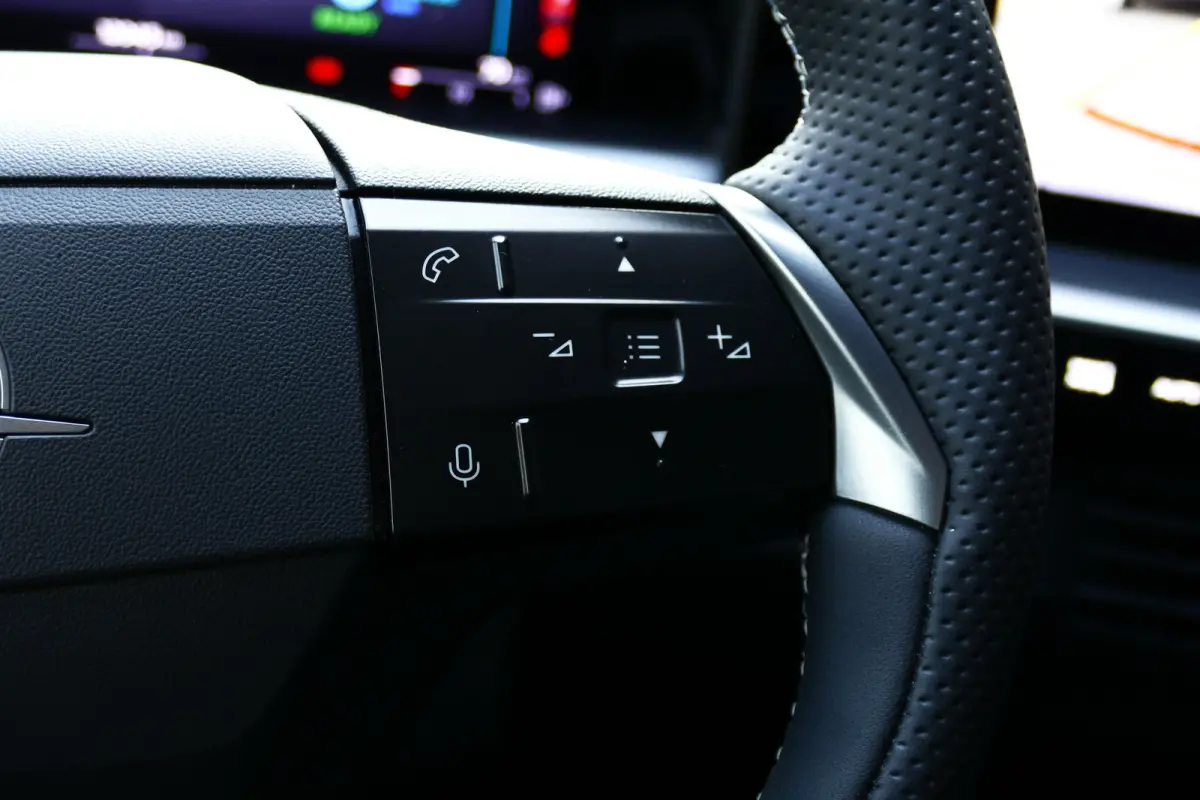 1.6 TURBO 195PK PLUG-IN HYBRID GS AUTOMAAT / NAVI / CLIMA / PDC / 19"LMV / CAMERA V+A / AFN. TREKHAAK / AGR / FOCAL / KEYLESS / FULL-LED / WINTERPAKKET /  BLUETOOTH / ADAPT. CRUISECONTROL / 