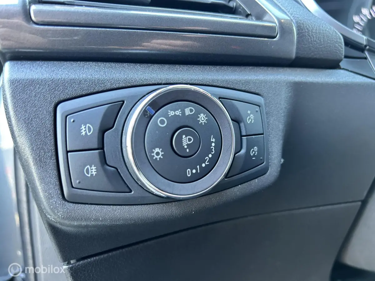 2.0 IVCT HEV Titanium|AUTOMA|CAMERA|CRUISE