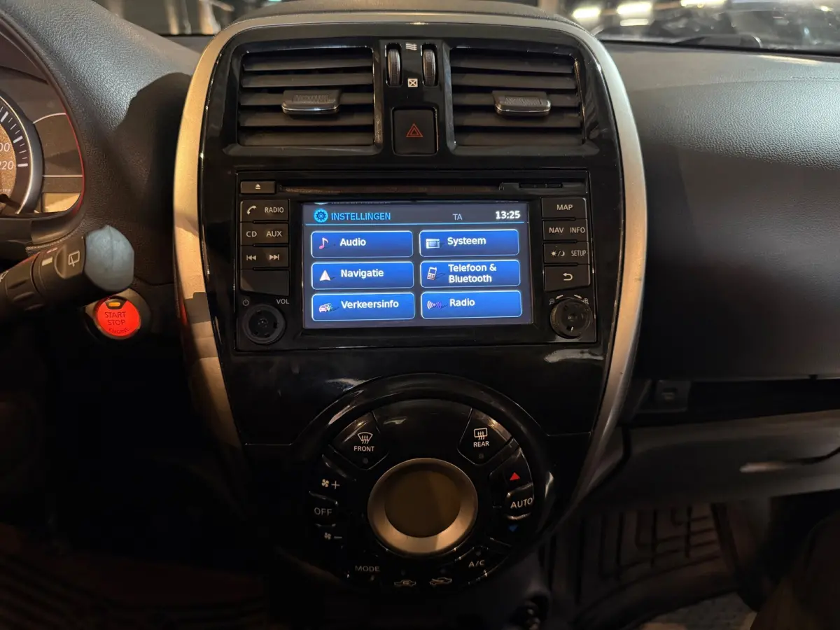 Olijf groen 1.2 Pano | navi | keyless | Pdc