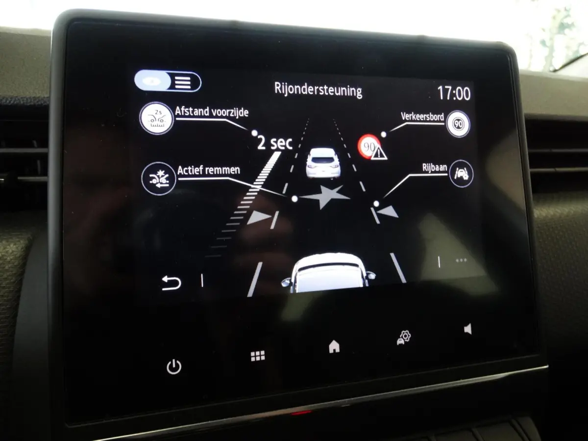 1.0 TCe Intens Carplay / Cruise / pdc /