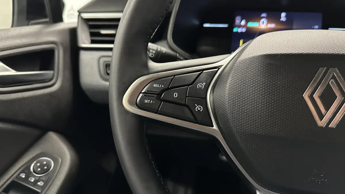 1.6 E-Tech Full Hybrid 145 evolution CAMERA NAVI CARPLAY CRUISE.
