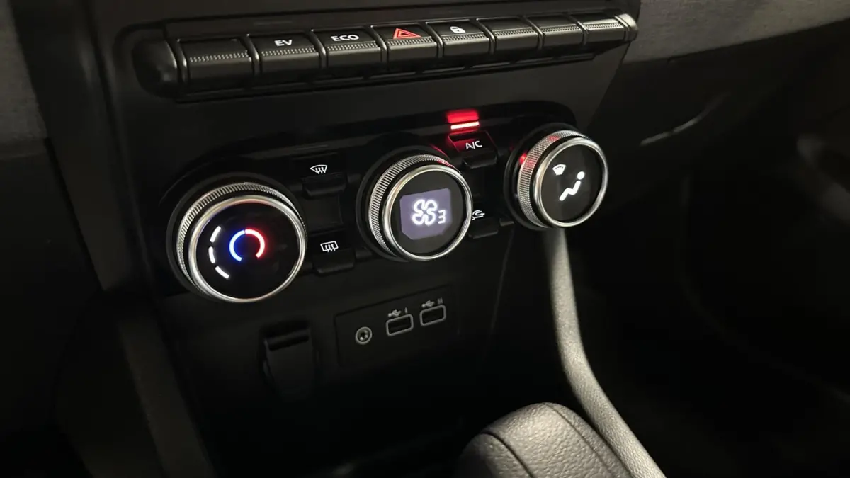 1.6 E-Tech Full Hybrid 145 evolution CAMERA NAVI CARPLAY CRUISE.
