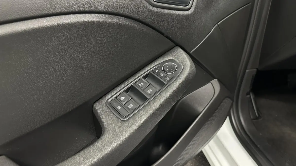 1.6 E-Tech Full Hybrid 145 evolution CAMERA NAVI CARPLAY CRUISE.