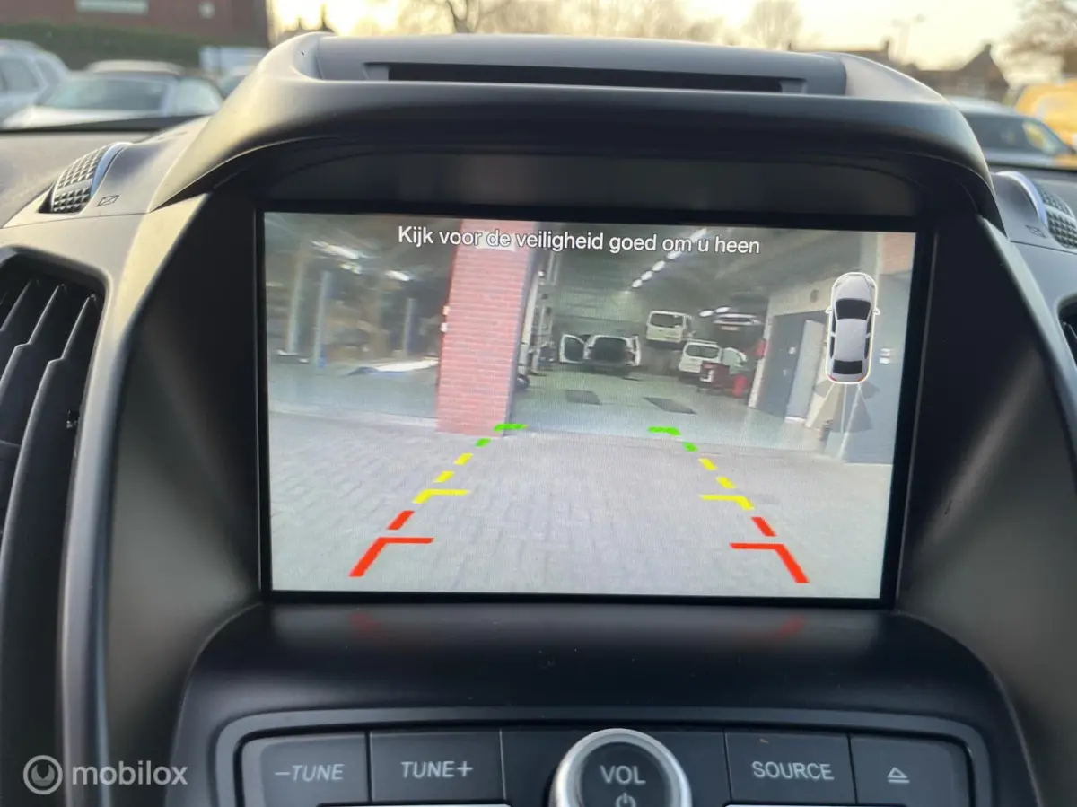 1.5 EcoBoost Titanium NAVI*CAMERA*CRUISE*PDC*