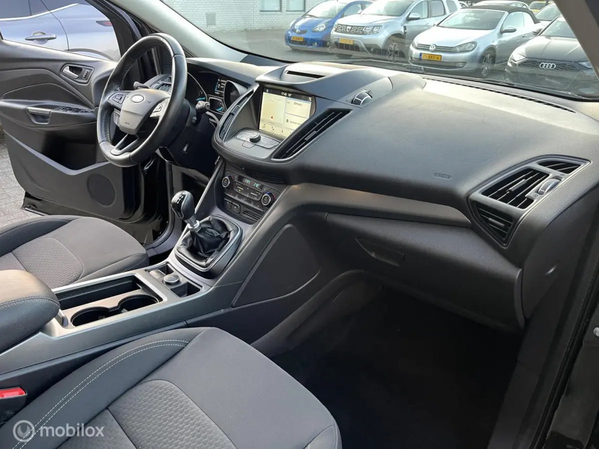 1.5 EcoBoost Titanium NAVI*CAMERA*CRUISE*PDC*