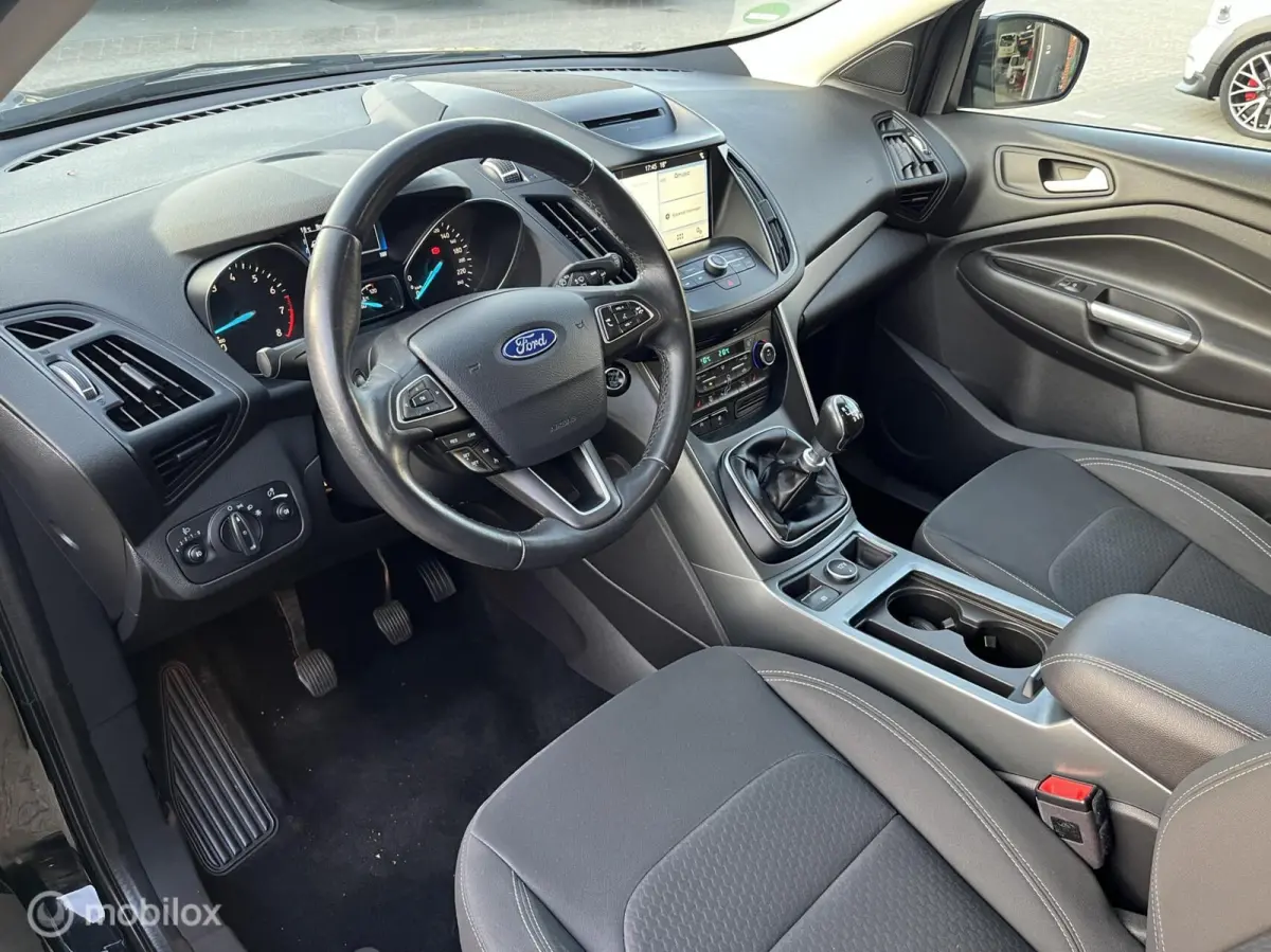1.5 EcoBoost Titanium NAVI*CAMERA*CRUISE*PDC*