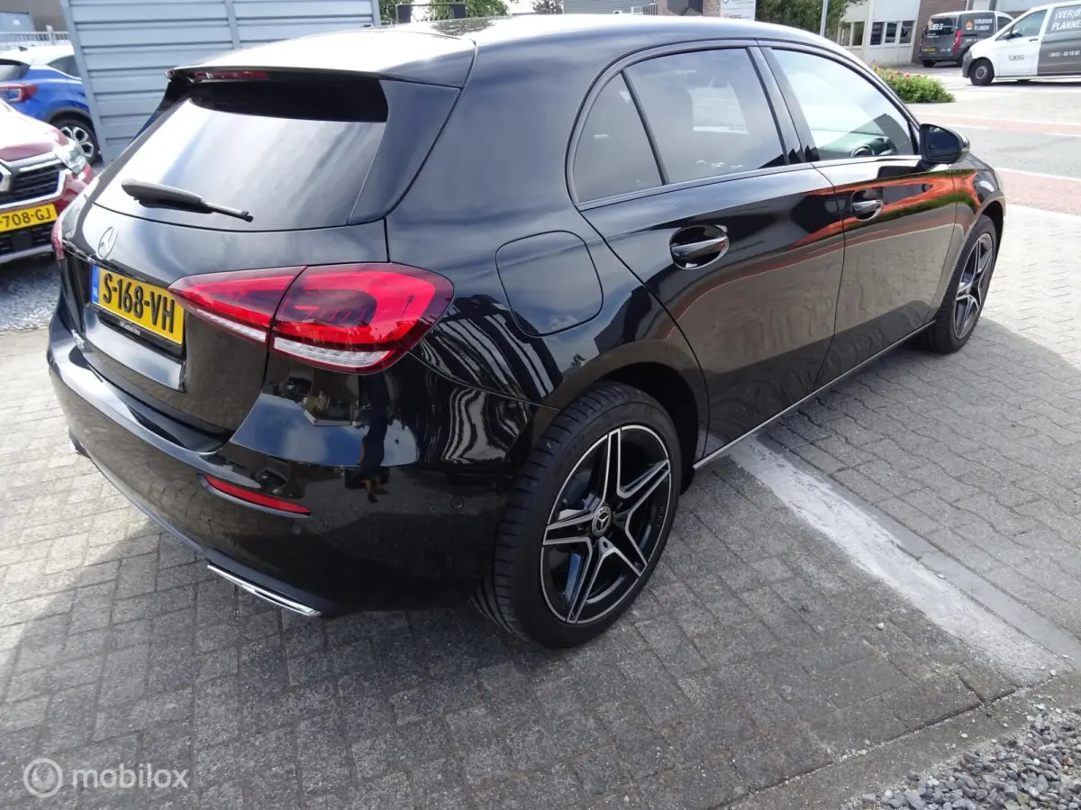 250 e Progressive ,Sport, Burmester,leder, Night-paket, AMG 18", Etc.