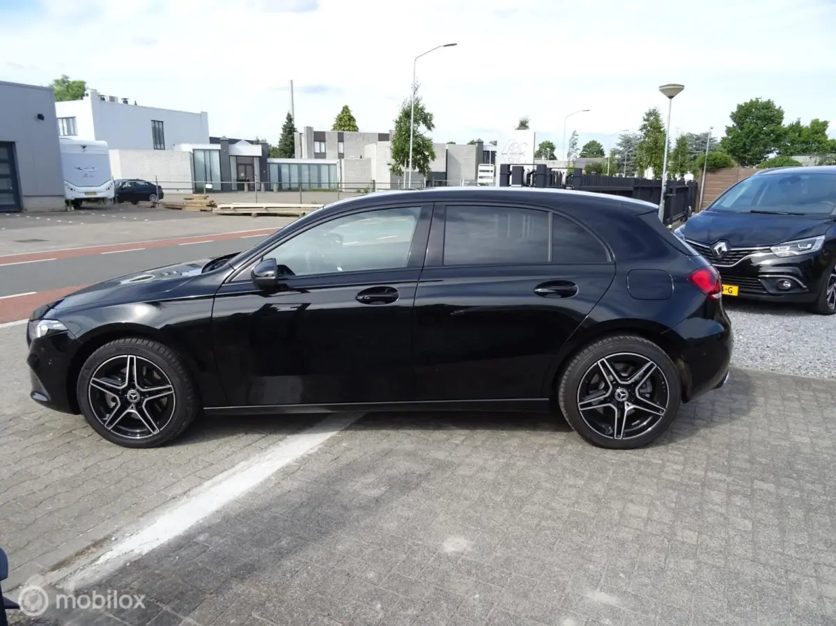 250 e Progressive ,Sport, Burmester,leder, Night-paket, AMG 18", Etc.