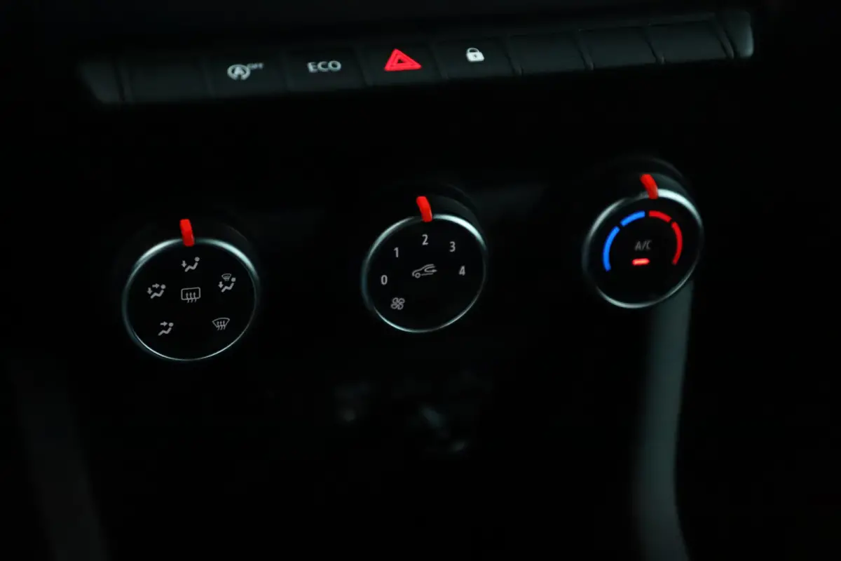 1.0 TCe Bi-Fuel Zen 101PK Navigatie Carplay Android Airco Cruise Control Rijstrooksensor LED