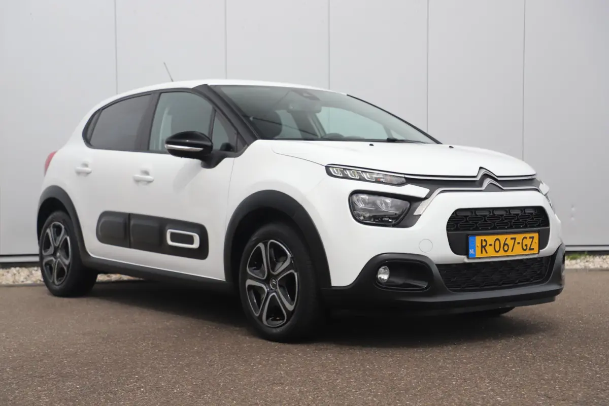 1.2 PureTech Feel Carplay Android Navigatie Climate Cruise Control Rijstrooksensor All Season Banden!
