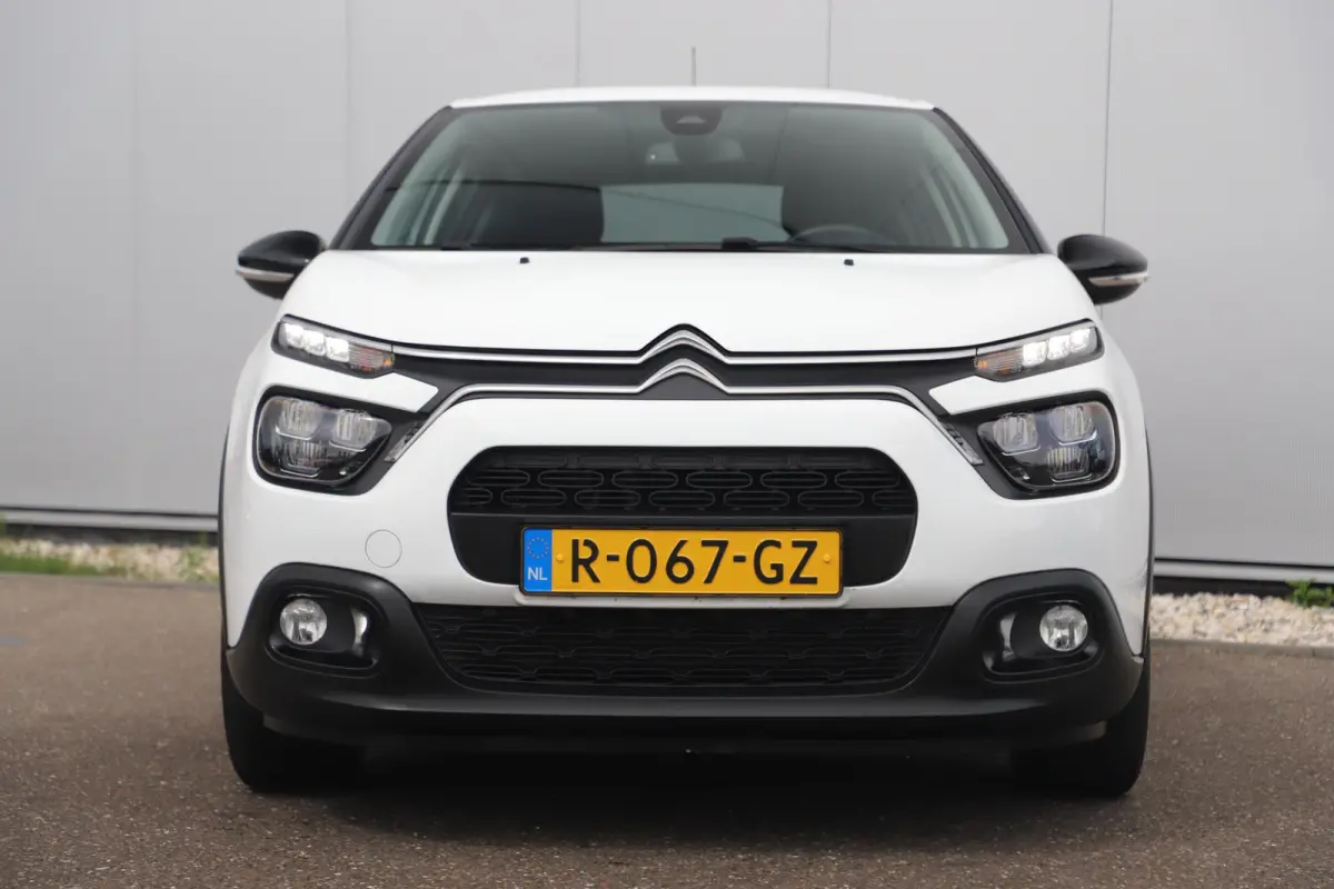 1.2 PureTech Feel Carplay Android Navigatie Climate Cruise Control Rijstrooksensor All Season Banden!