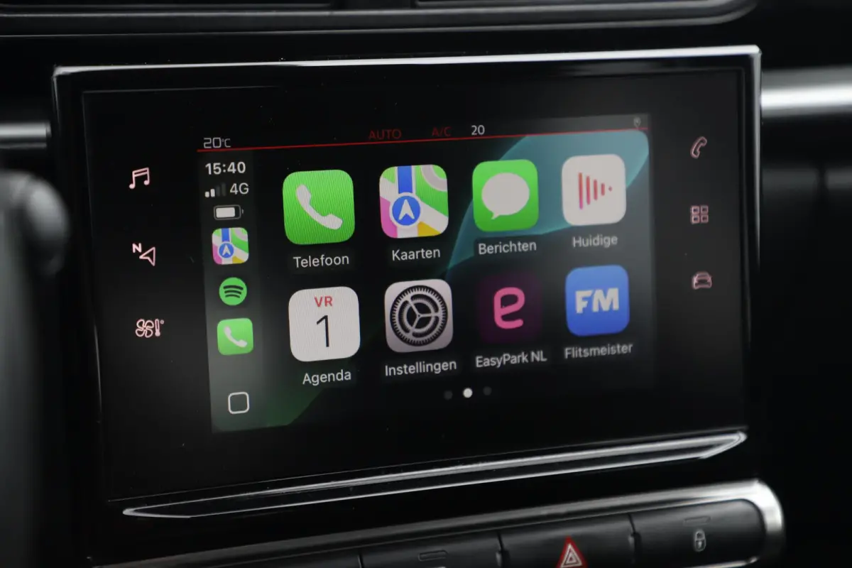 1.2 PureTech Feel Carplay Android Navigatie Climate Cruise Control Rijstrooksensor All Season Banden!