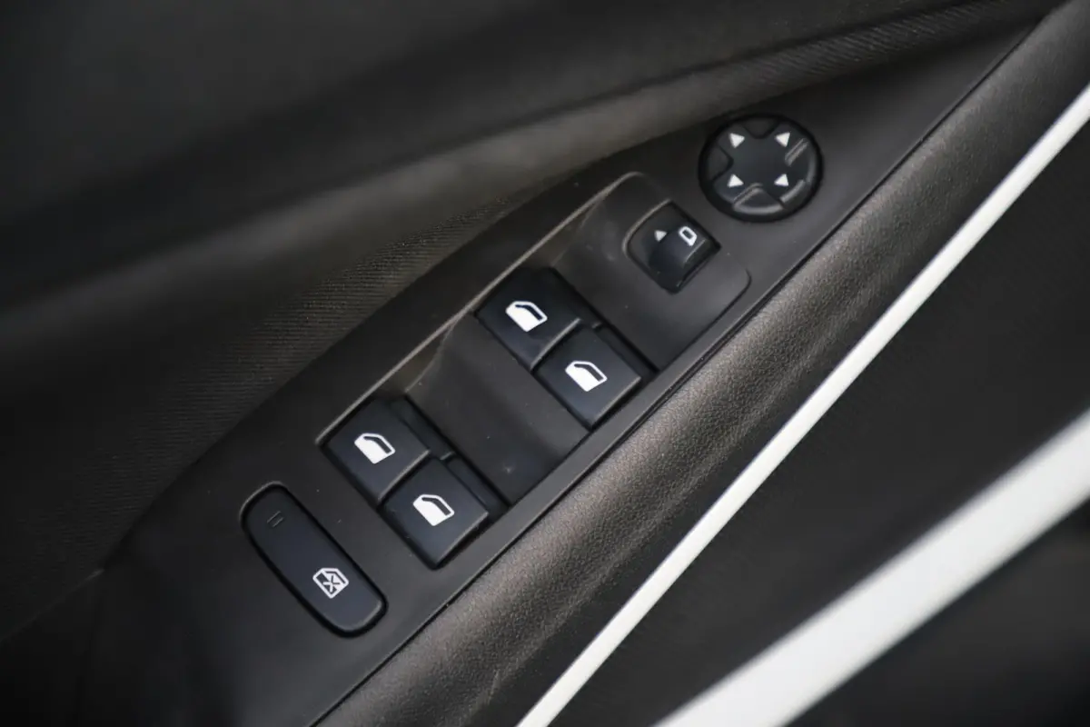 1.2 Edition 2020 Navigatie LED Carplay Android Airco Cruise Control Rijstrooksensor