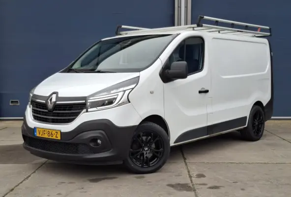 2.0 dCi 145 T27 L1H1 Comfort AUTOMAAT / IMPERIAL / NAVI / KASTEN INRICHTING / TREKHAAK