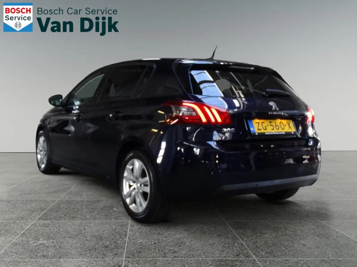 1.2 PureTech Panoramadak / 16.266 km !