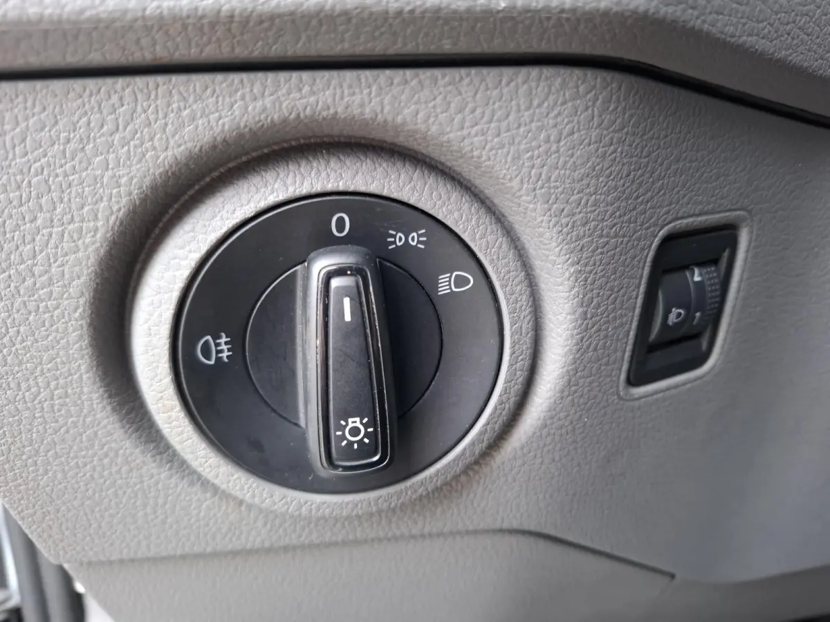35 2.0 TDI L3H3 Comfortline AIRCO / CRUISE CONTROLE / TREKHAAK / 3 ZITS / NAVI / CARPLAY