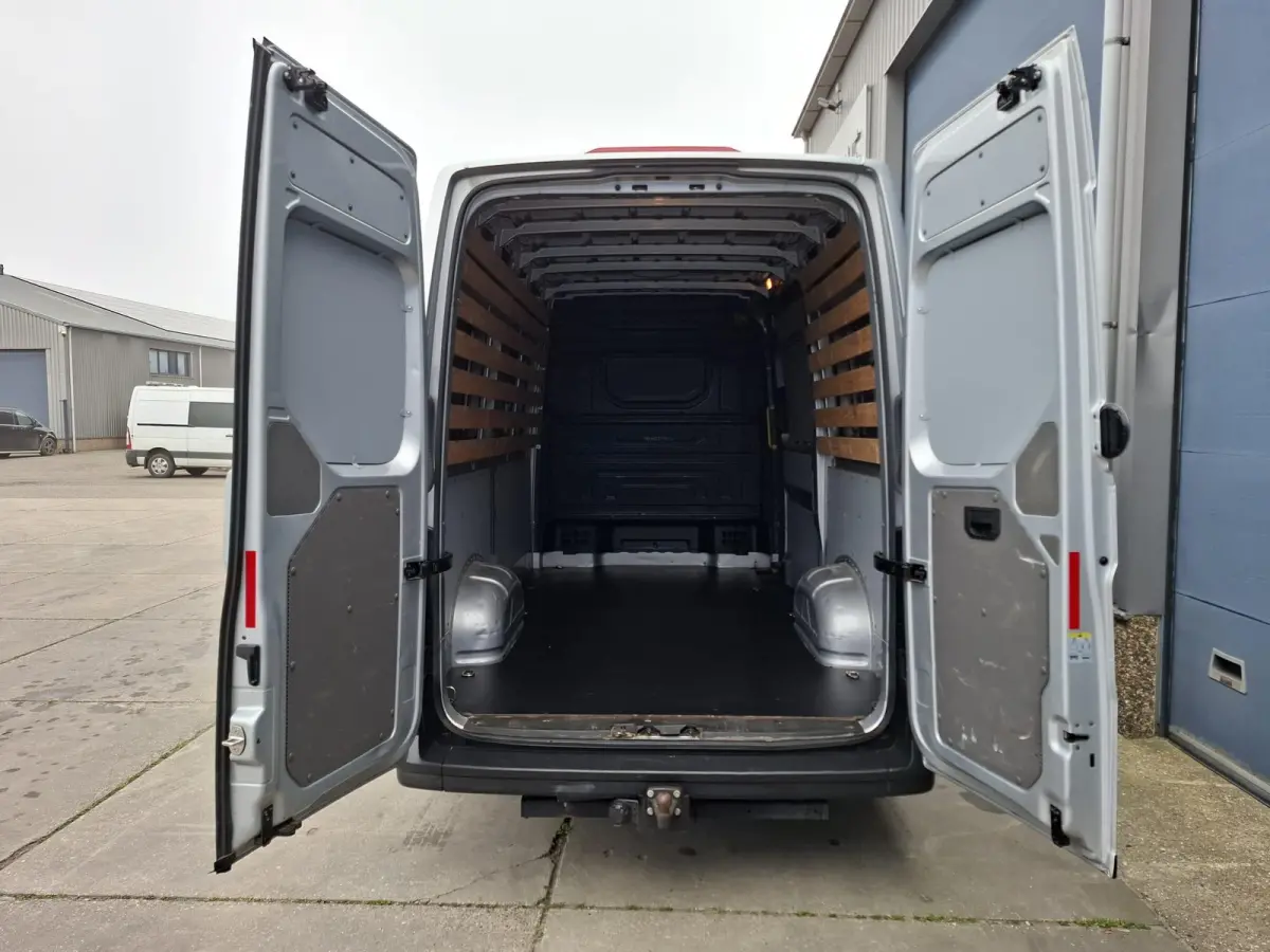 35 2.0 TDI L3H3 Comfortline AIRCO / CRUISE CONTROLE / TREKHAAK / 3 ZITS / NAVI / CARPLAY
